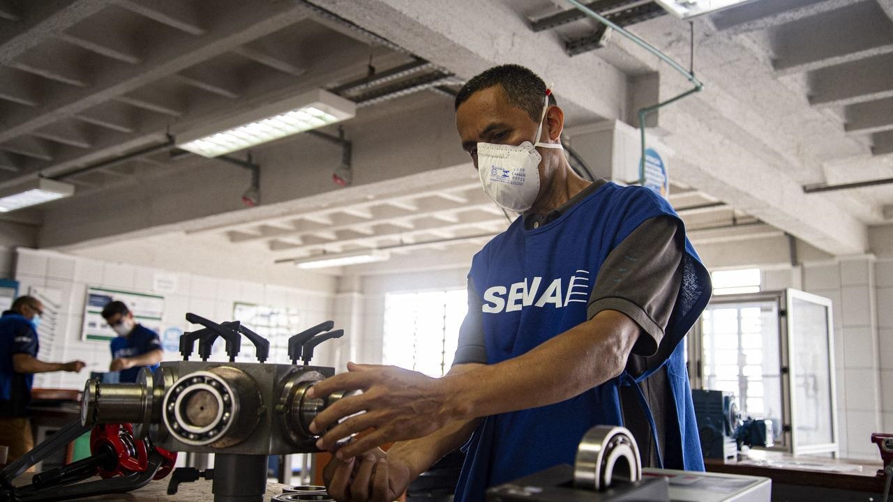 SENAI-Ceara-abre-mais-de-3.600-mil-vagas-em-cursos-gratuitos-a-distancia-com-certificado-garantido-e-sem-taxa-de-inscricao